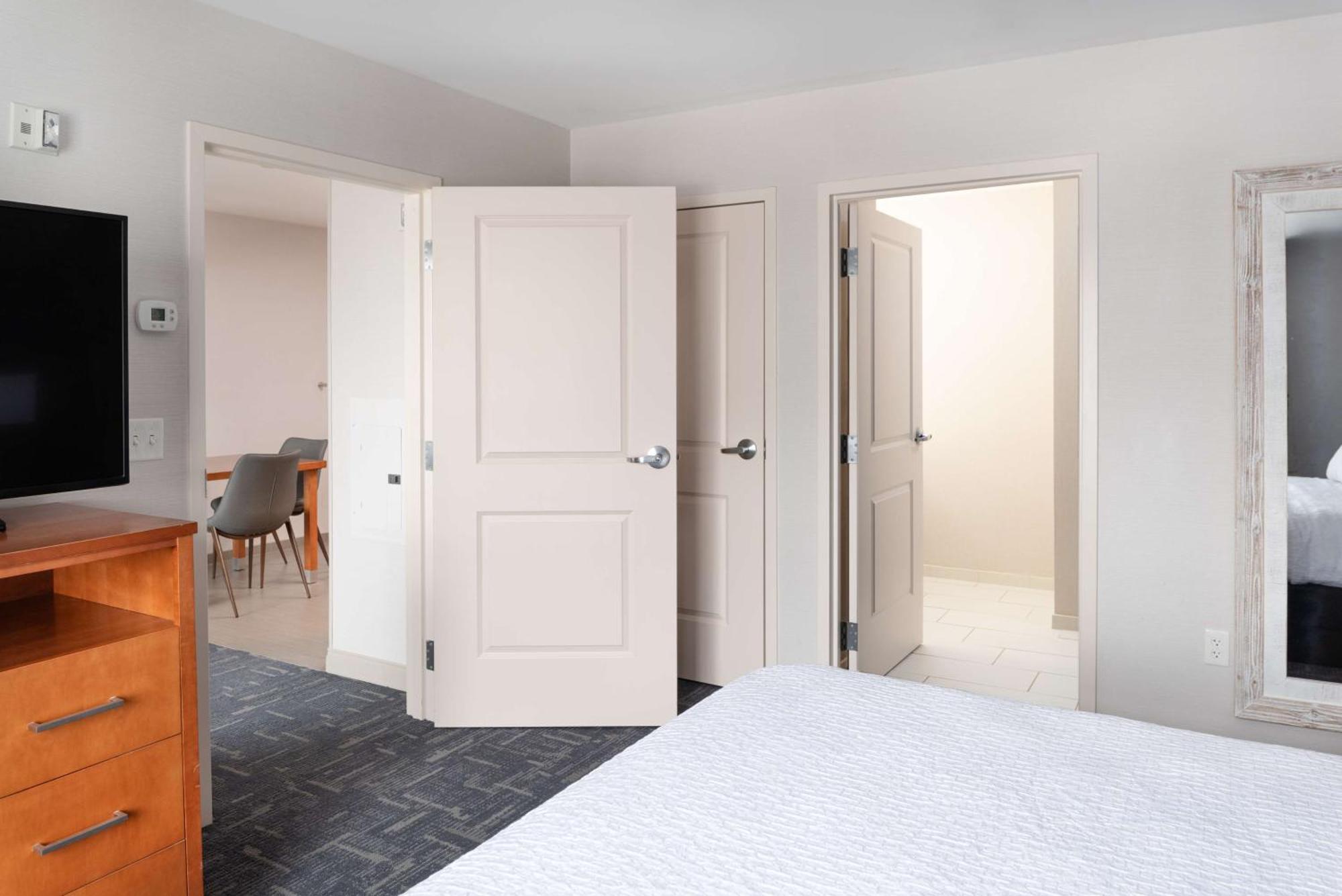 Homewood Suites By Hilton Gateway Hills Nashua Exterior photo