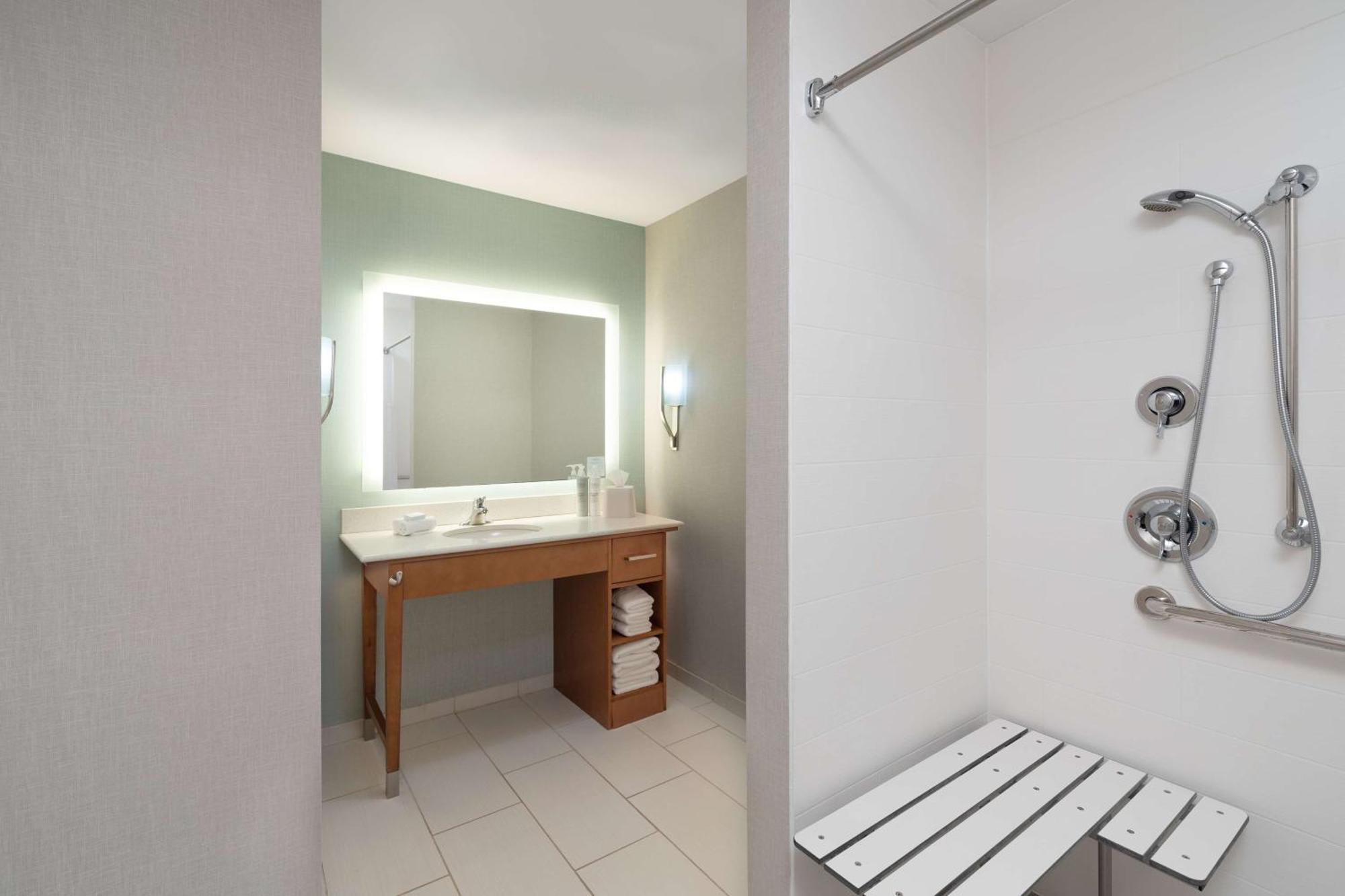 Homewood Suites By Hilton Gateway Hills Nashua Exterior photo