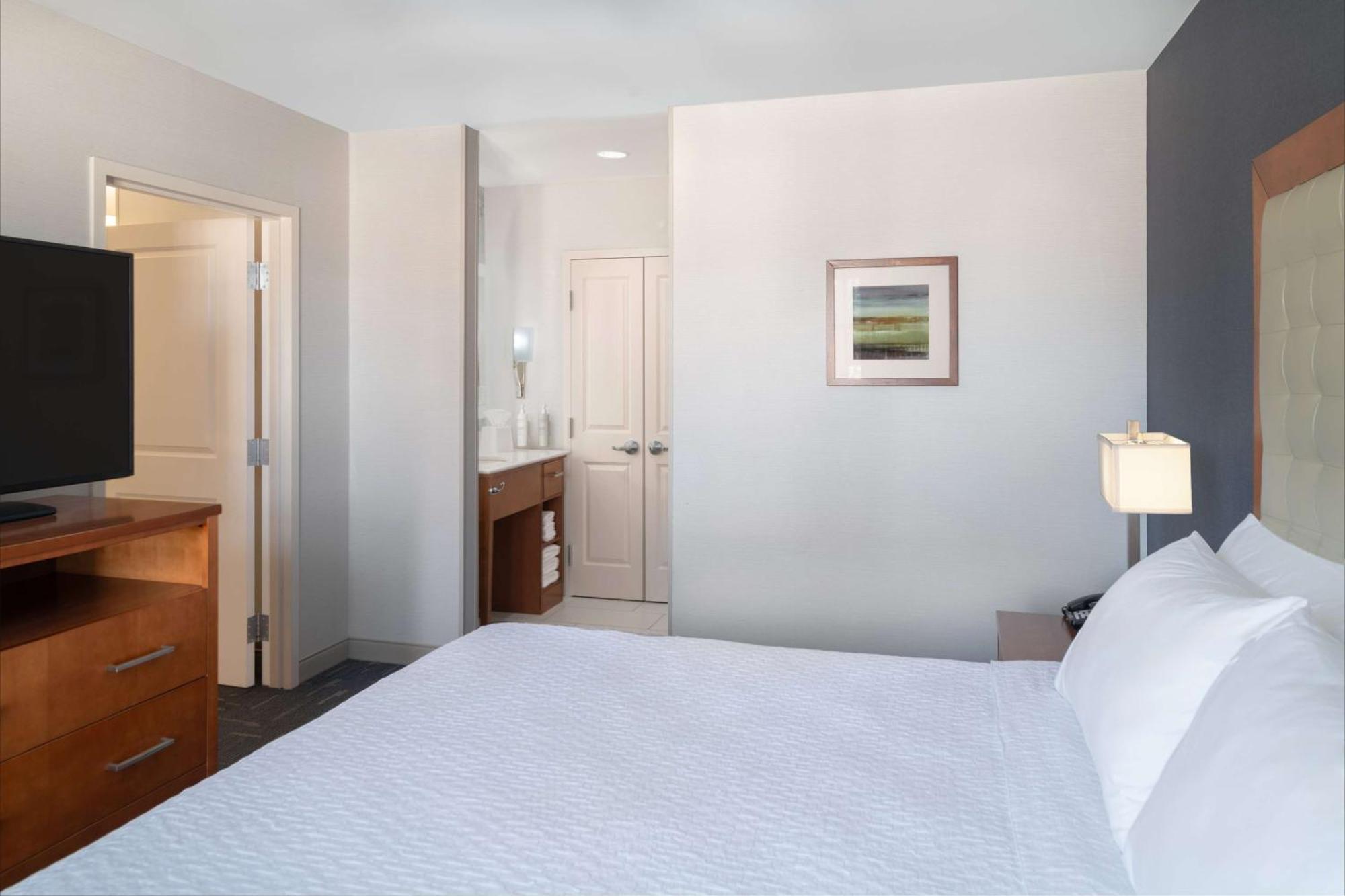 Homewood Suites By Hilton Gateway Hills Nashua Exterior photo